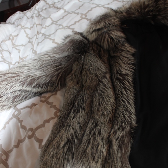 Silver Fox Fur Jacket - Picture 5 of 8